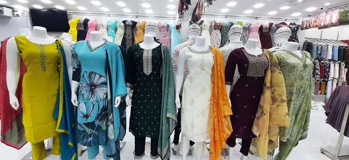 City girls shop